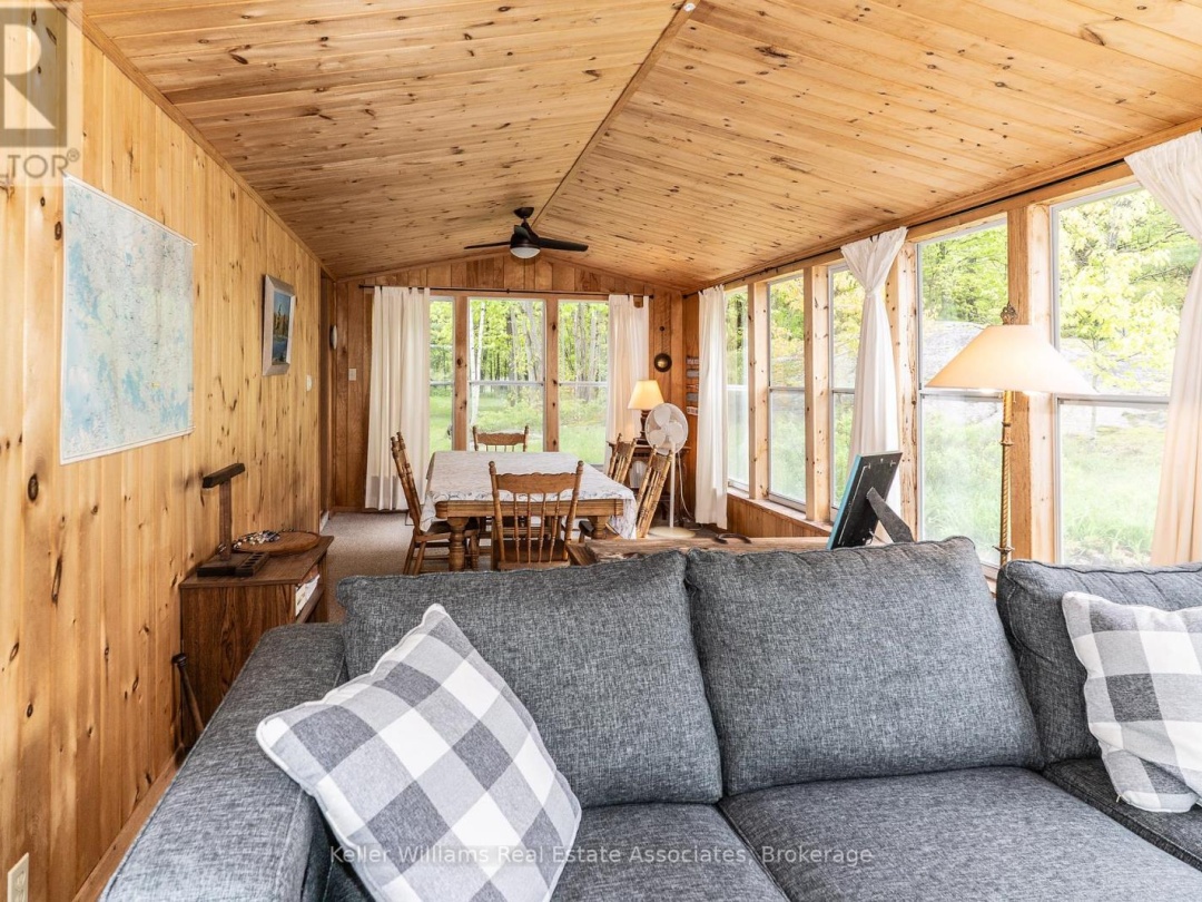 Unit 2 1200 North Shore Drive, Gull Lake