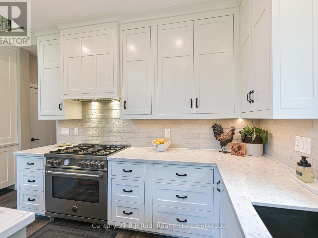 3082 FAIRGROUNDS ROAD, 