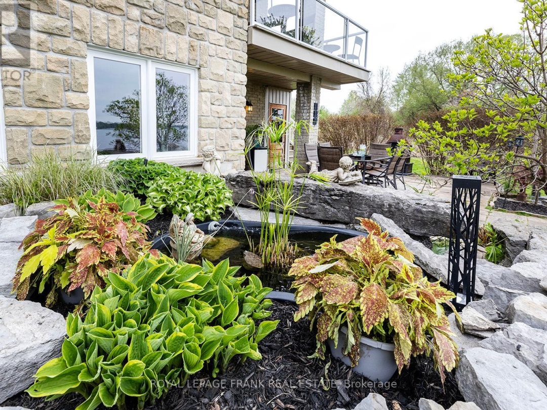 24 GILSON POINT PLACE, Lake Scugog