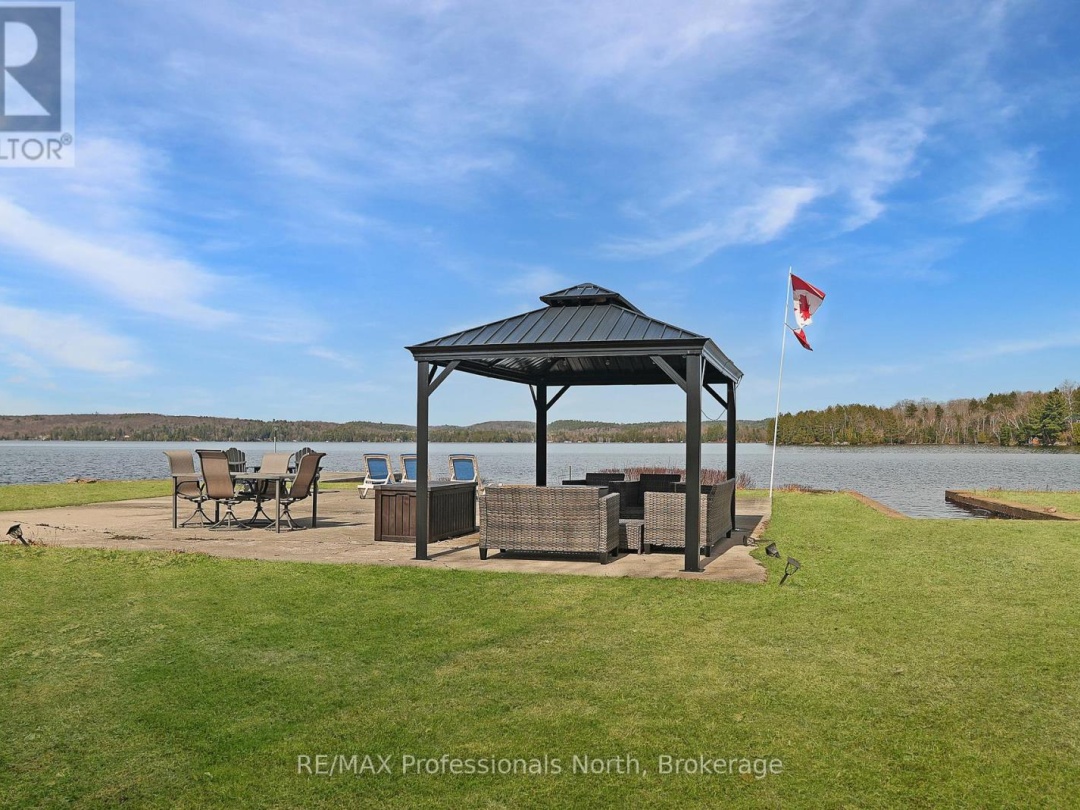 1008 Cherokee Trail, Halls Lake