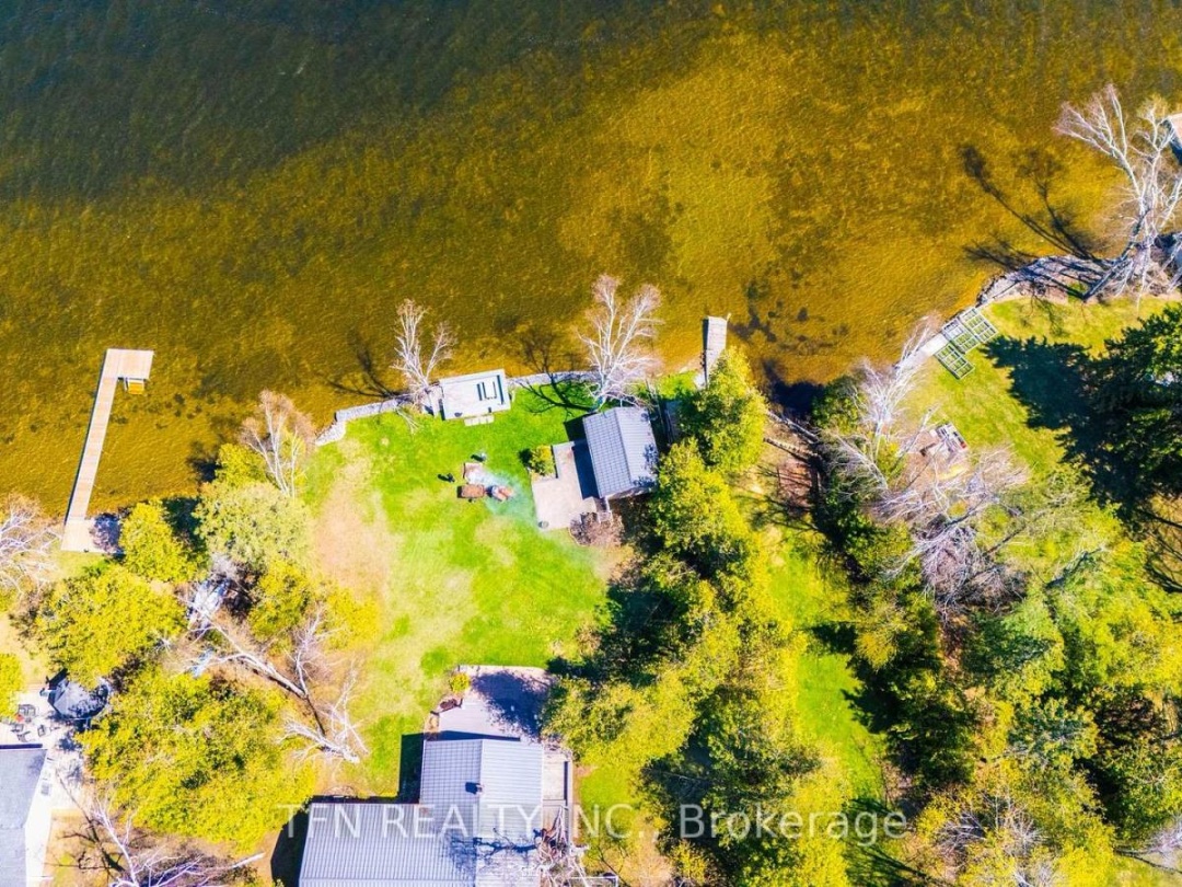 4 PINEWOOD BOULEVARD, 