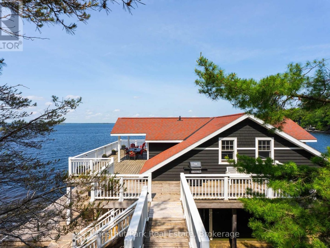1216 ENNIS BAY ROAD, 