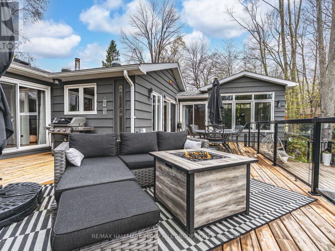 7952 Park Lane Crescent, Black Lake