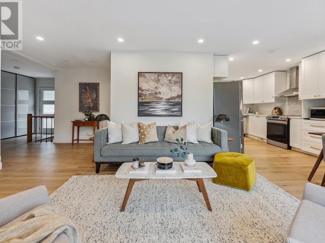 25 SILVER BIRCH STREET, 