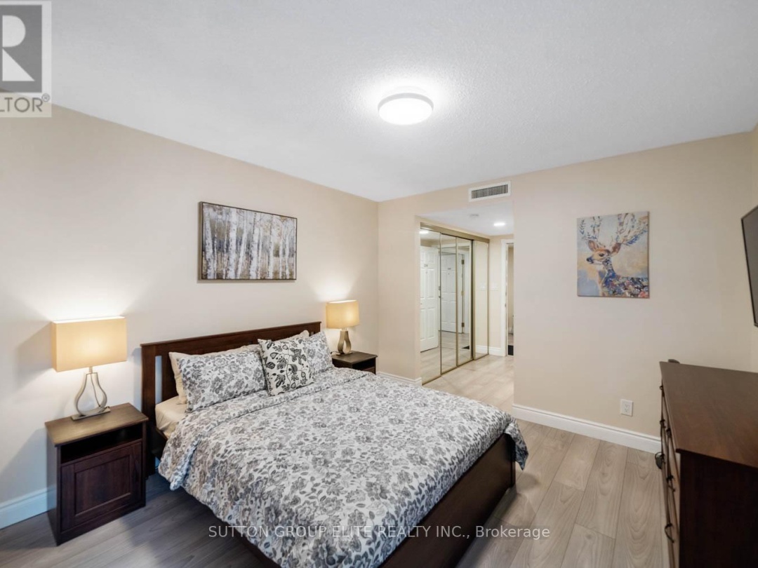16 - 1611 GRANDVIEW HILLTOP DRIVE, 