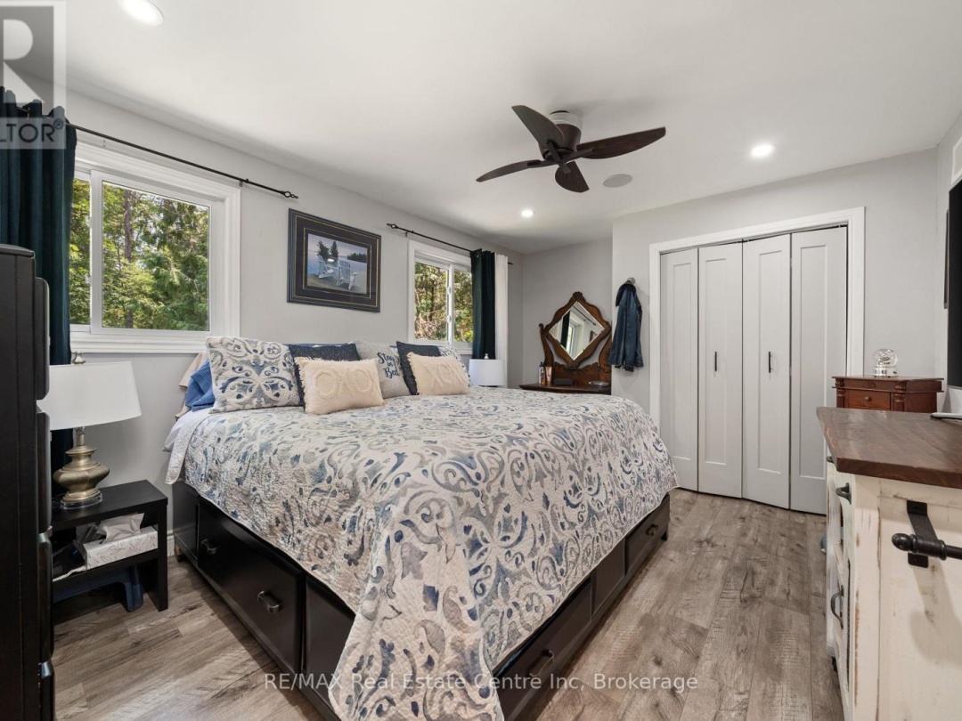 33 GRAHAM DRIVE, 