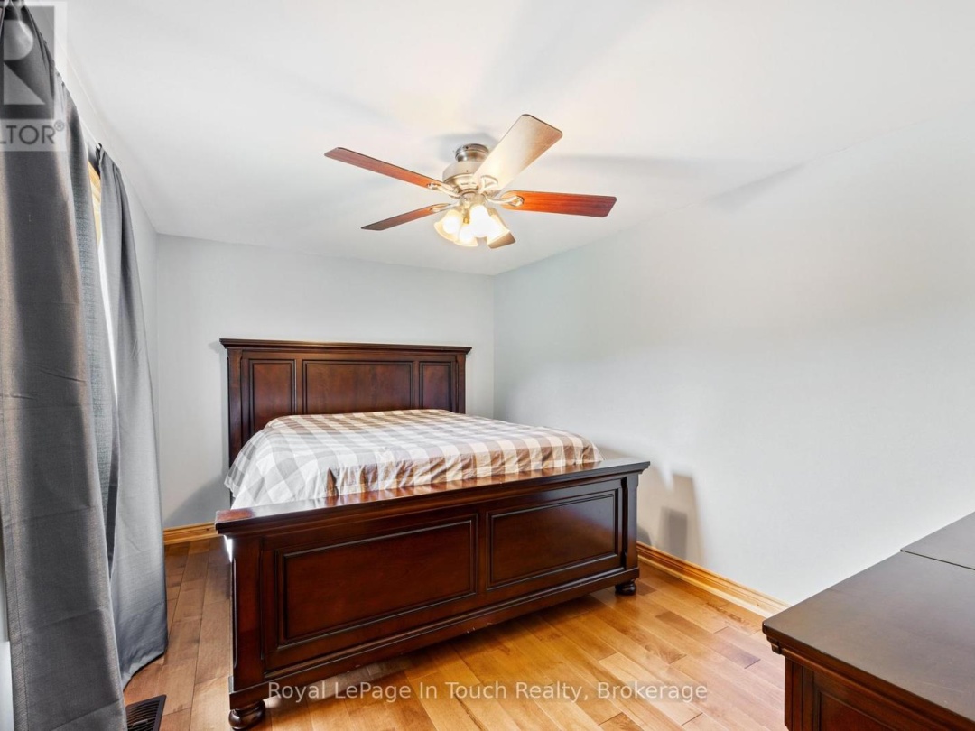 288 KINGS FARM ROAD, Gloucester Pool