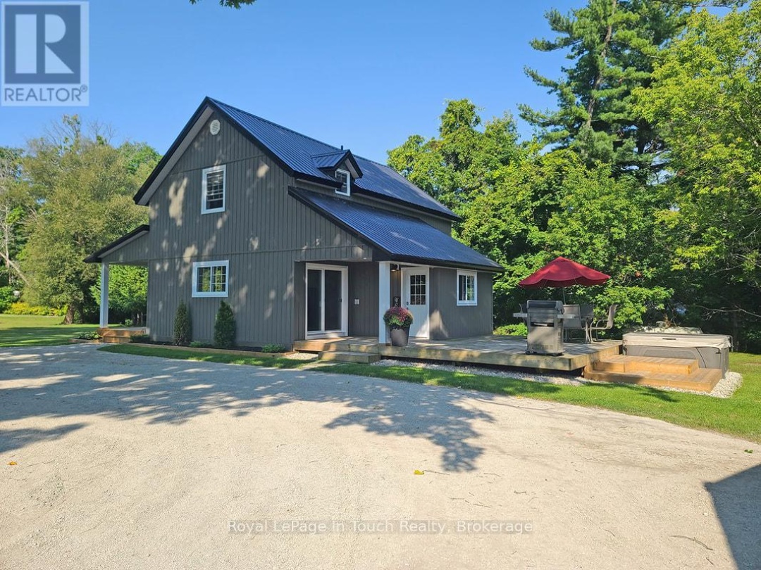 3010 Matchedash Street, Matchedash Bay