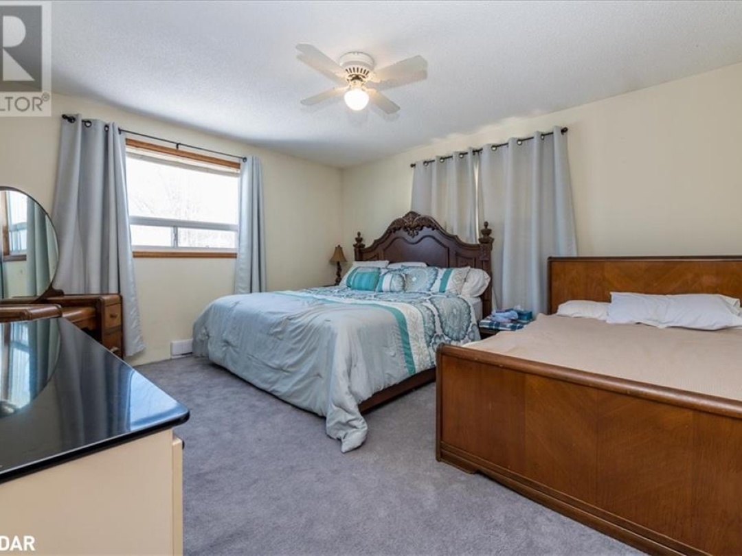 4051 GLEN CEDAR Drive, Lake Simcoe