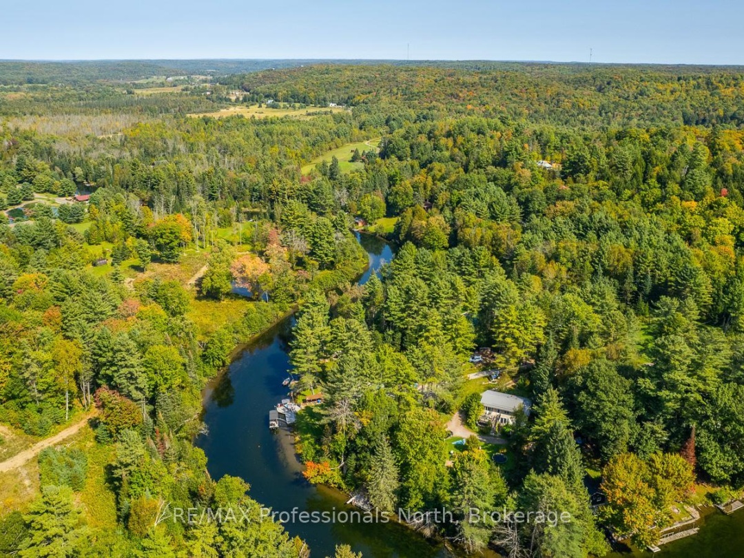 1029 LOYALIST DRIVE, 