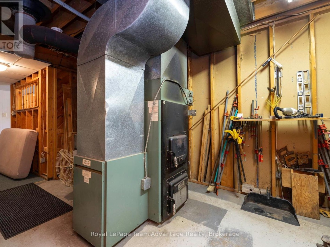 142 Broadbent Road, Manitouwabing Lake