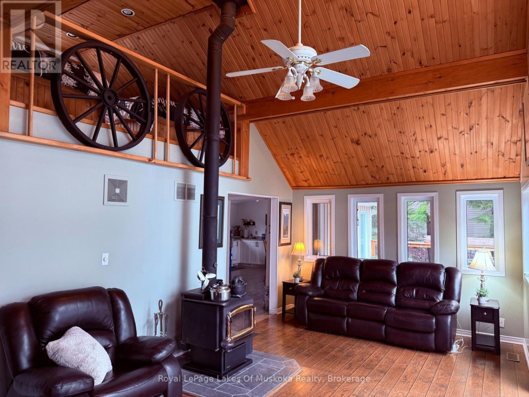 1019 Lakeshore Road N, Leech Lake