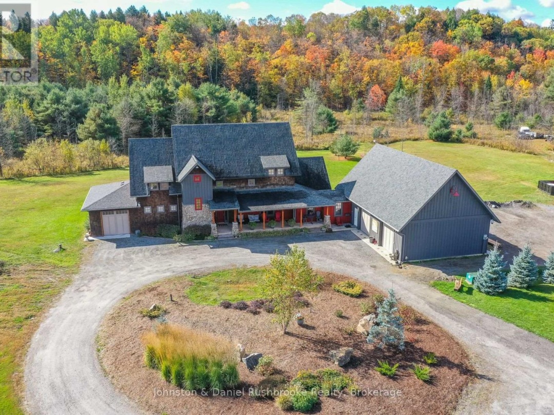 1422 MUSKOKA RD 118 ROAD W, 