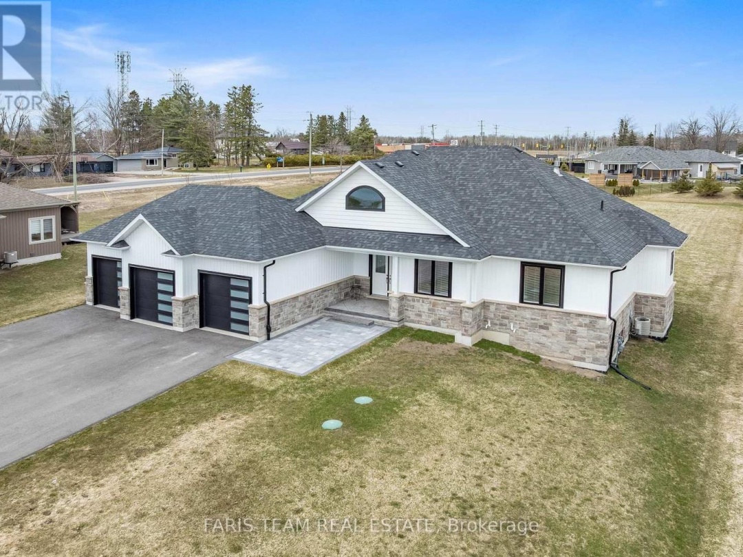 5 Breanna Boulevard, Oro-Medonte (Prices Corners)