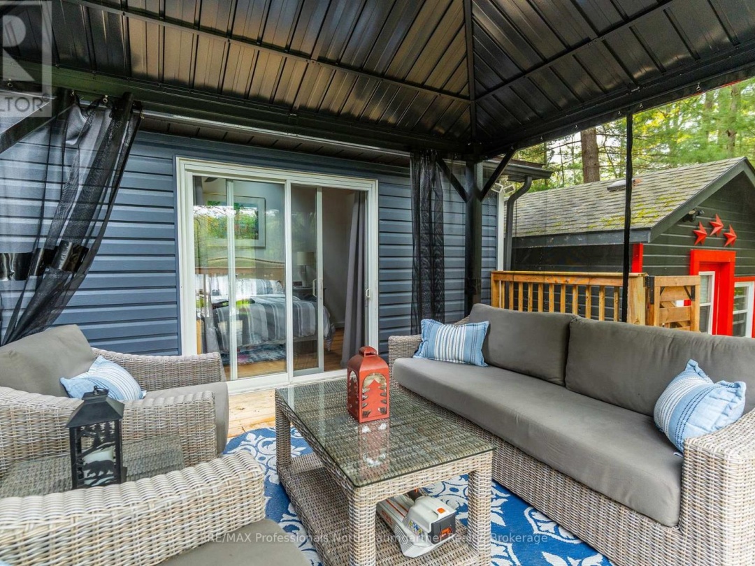 2129 Telephone Bay Road, Highlands East