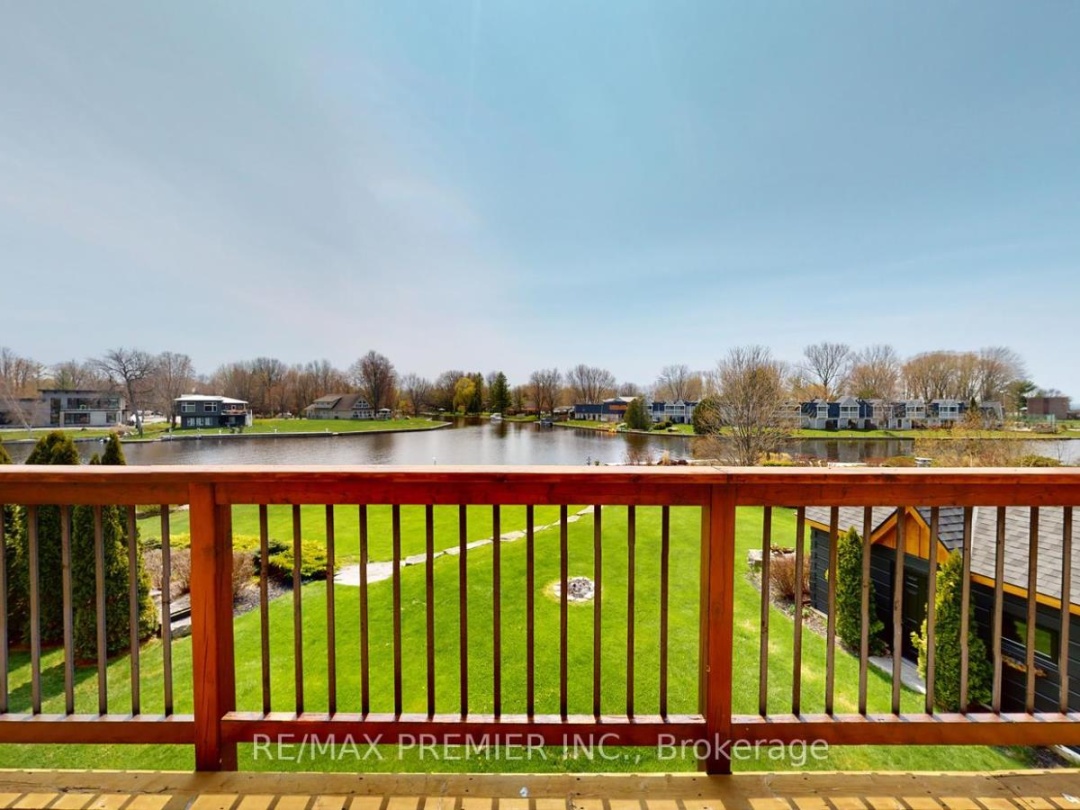 31 PARADISE BOULEVARD, 