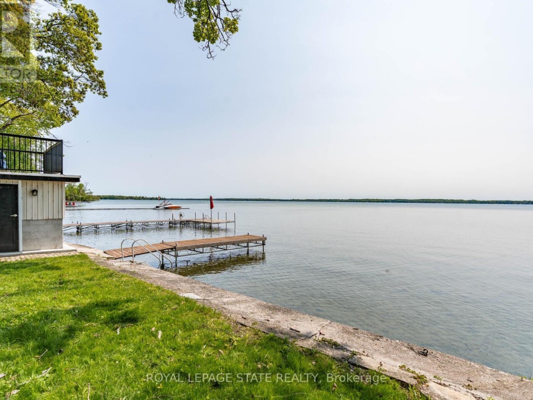 2703 LAKESIDE DRIVE, 
