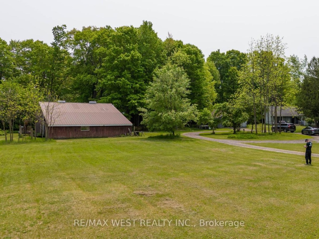 741 Ingram Road, Coldwater Lake