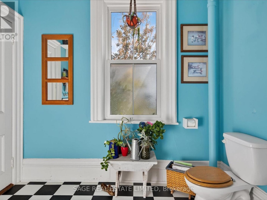 33 NORTH WATER STREET, 