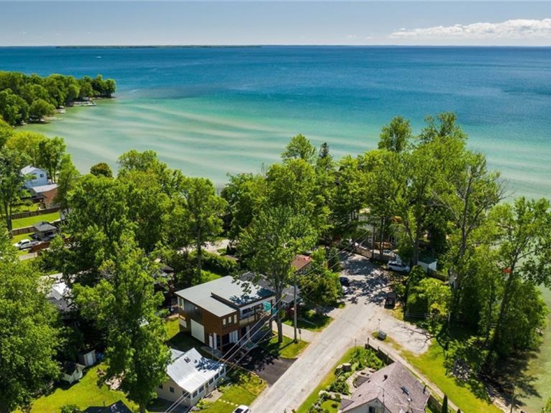 7 Ridge Avenue, Lake Simcoe