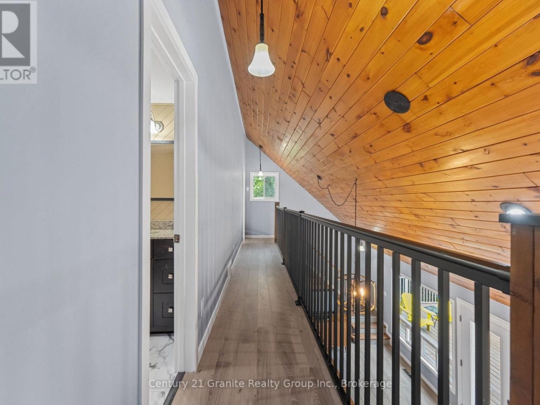 2347 KASHAGAWIGAMOG LAKE ROAD, 