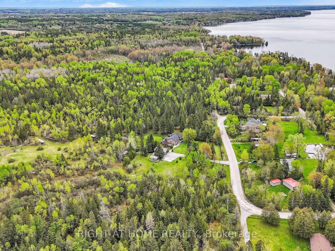 119 Sturgeon Glen Road, Sturgeon Lake
