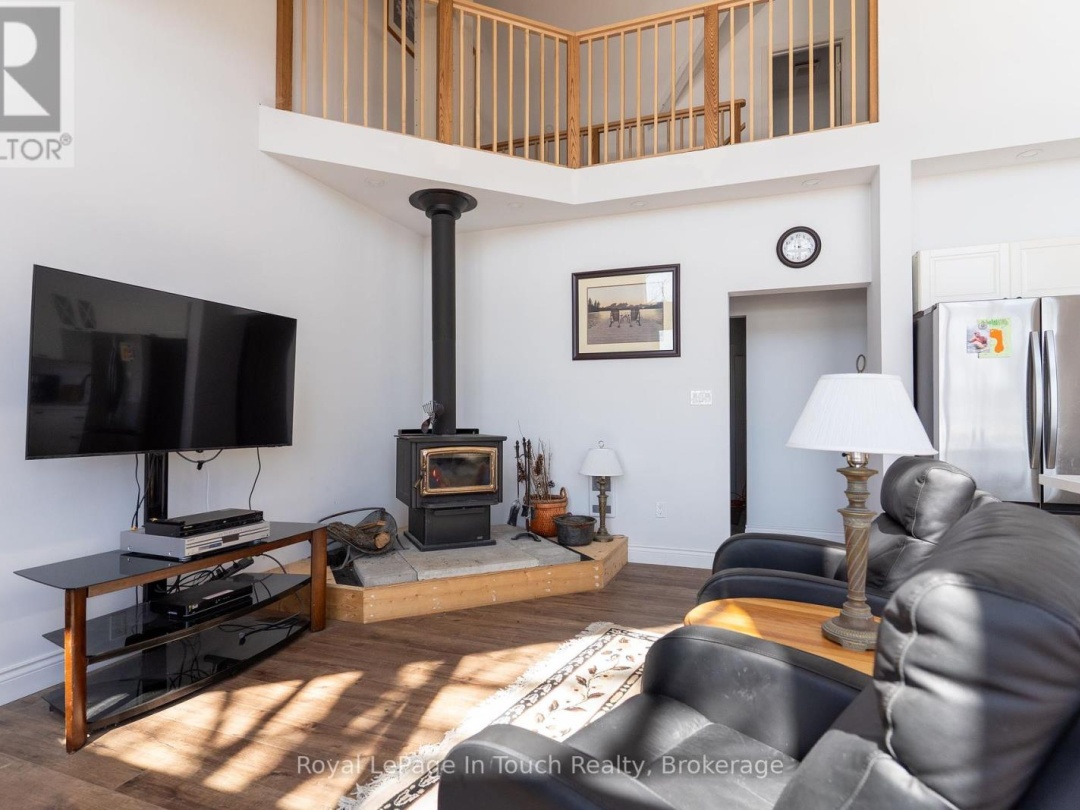 26 Macey Bay Road, Georgian Bay
