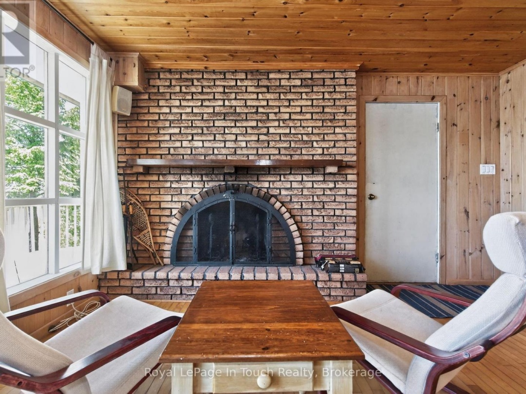 2 IS 270 GEORGIAN BAY ISLAND, 