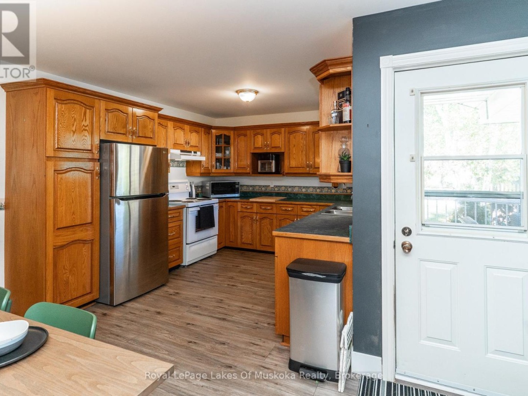 22 KNOTTY PINE TRAIL, 