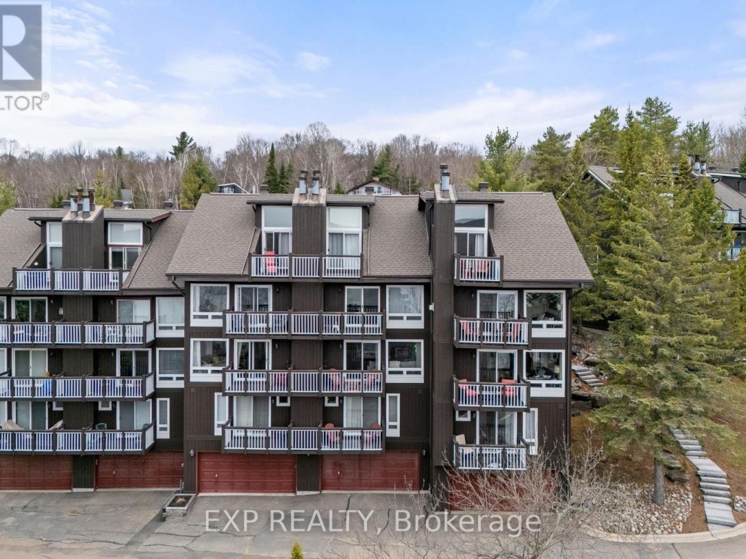 6 12 Turner Drive, Peninsula Lake