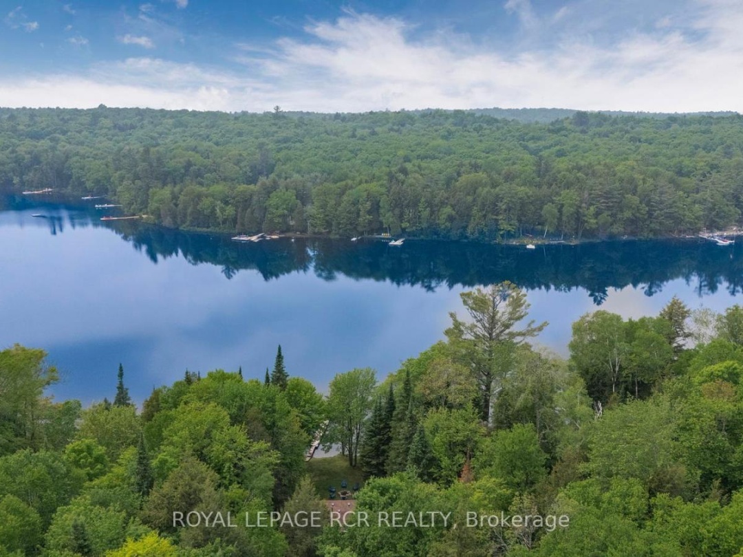 1034 BIRD LAKE CRESCENT, 