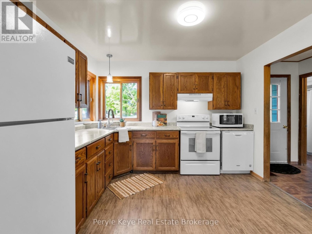 5 Bird Lane, Lake Muskoka
