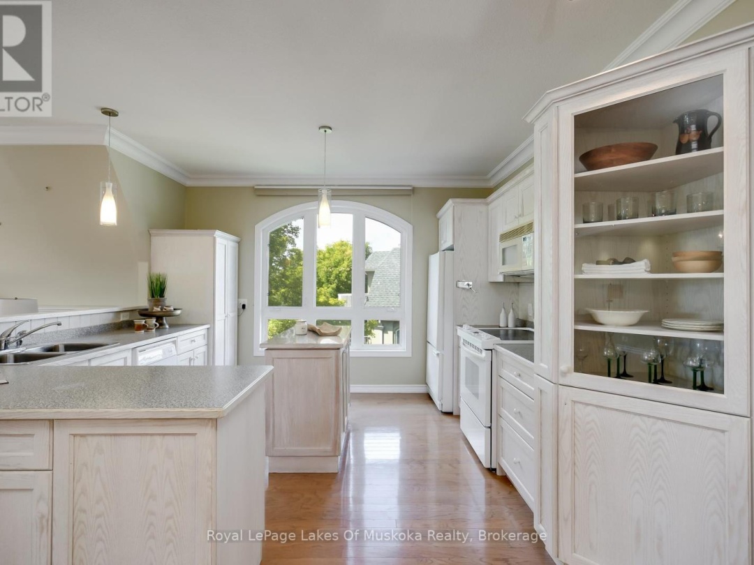 401 31 Dairy Lane, 