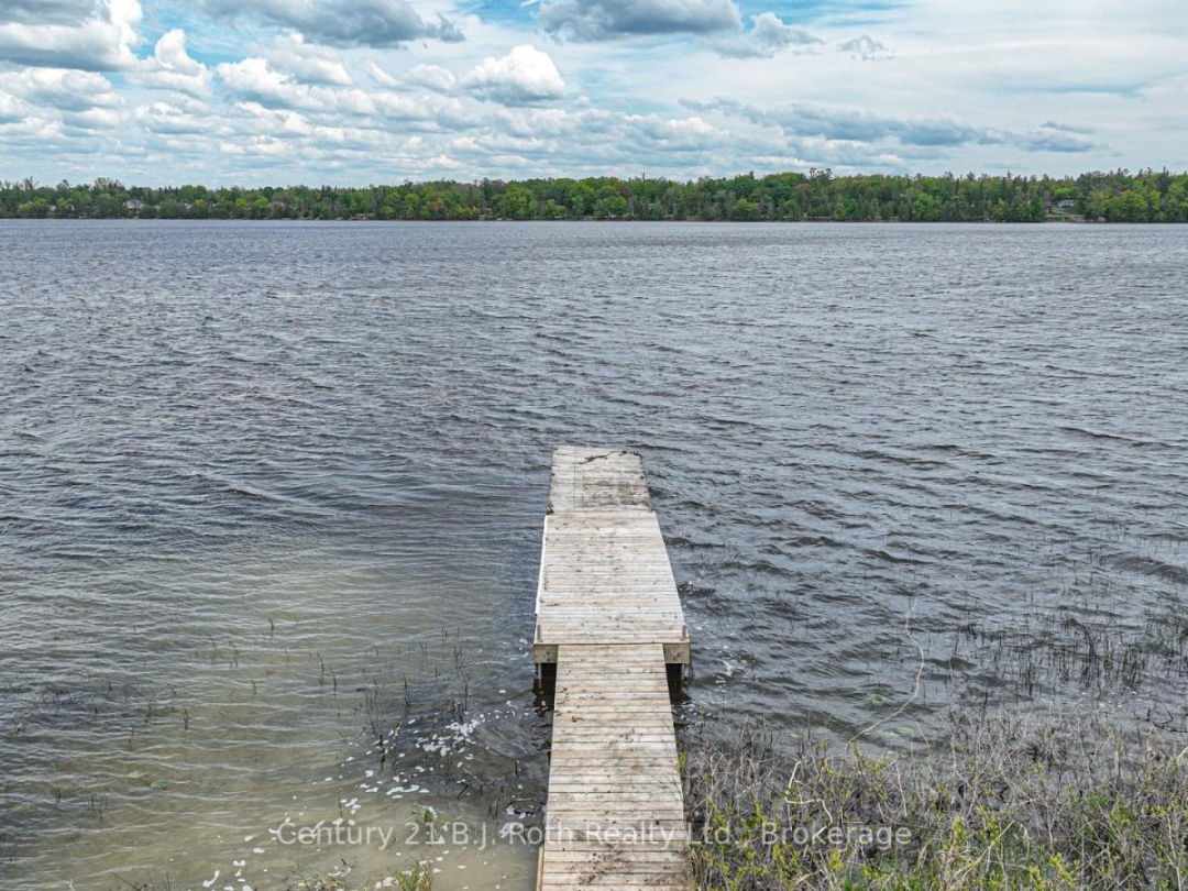 3516 Kirkfield Road, Dalrymple Lake