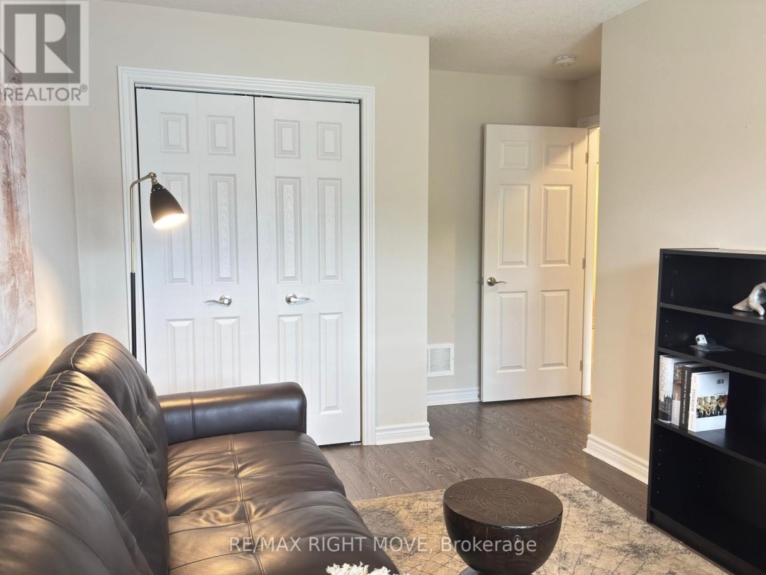 123 LUCY LANE, Orillia