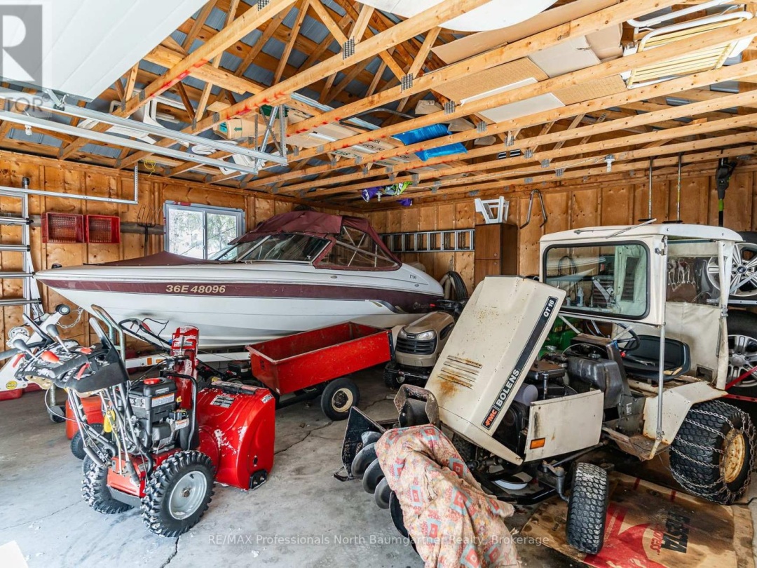 6258 Haliburton Lake Road, Haliburton Lake