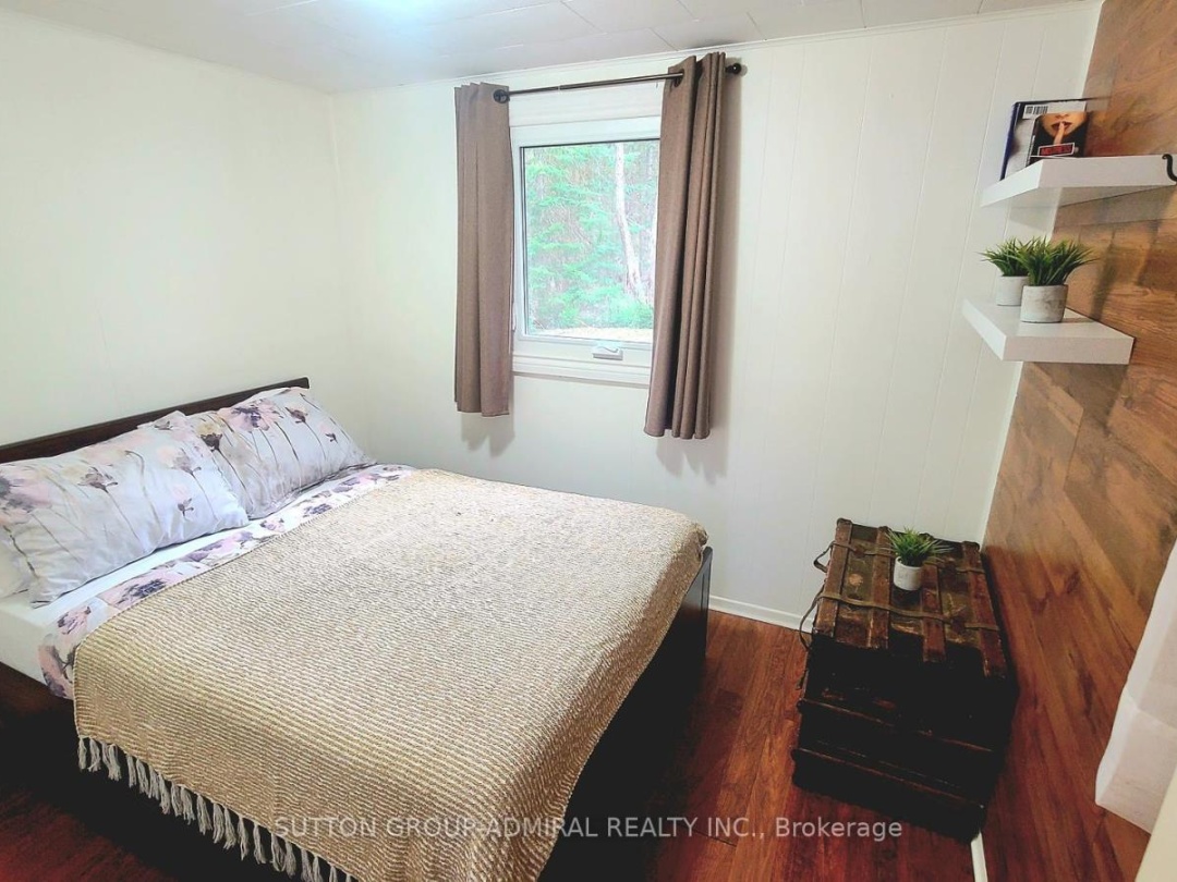 1047 Colony Trail, Lake Muskoka