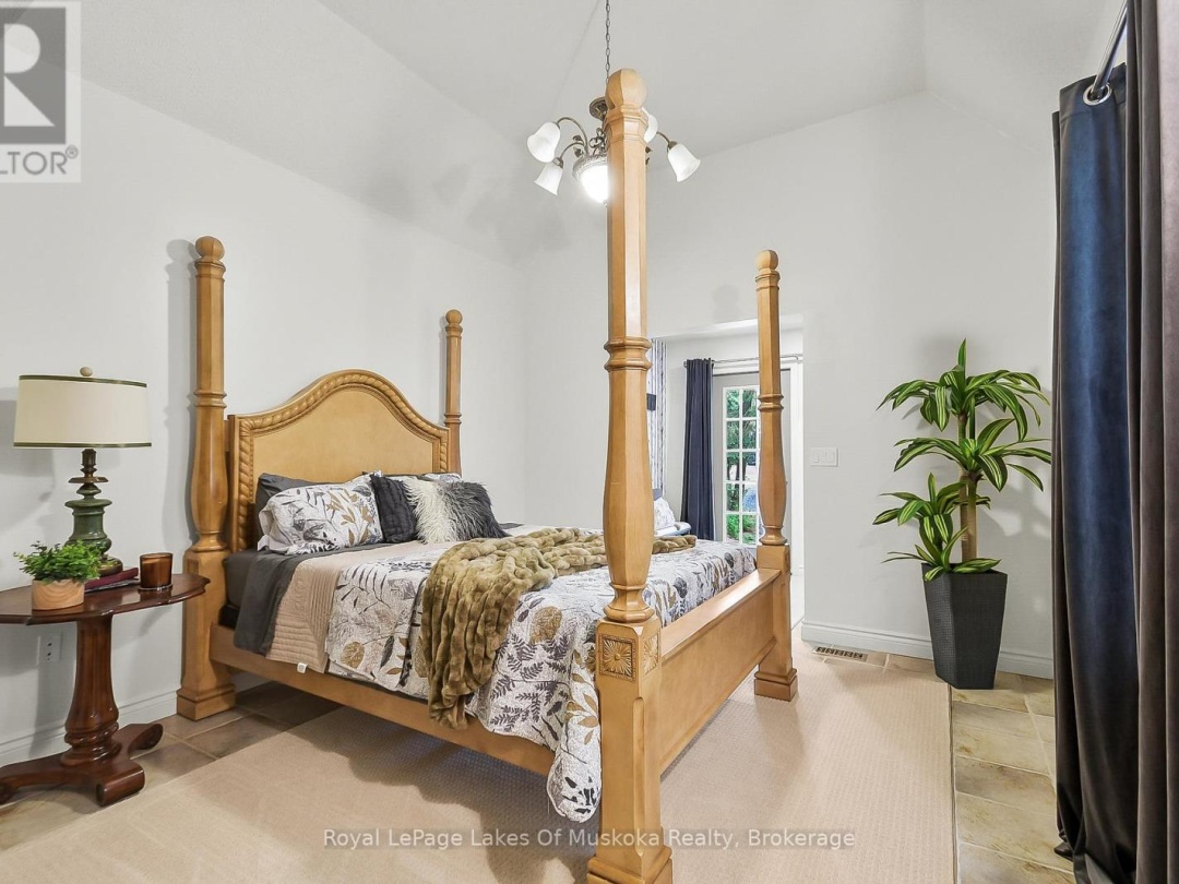 103 SOUTHBANK DRIVE, 