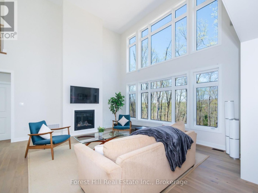 1002 Napier Court, Boyne Lake
