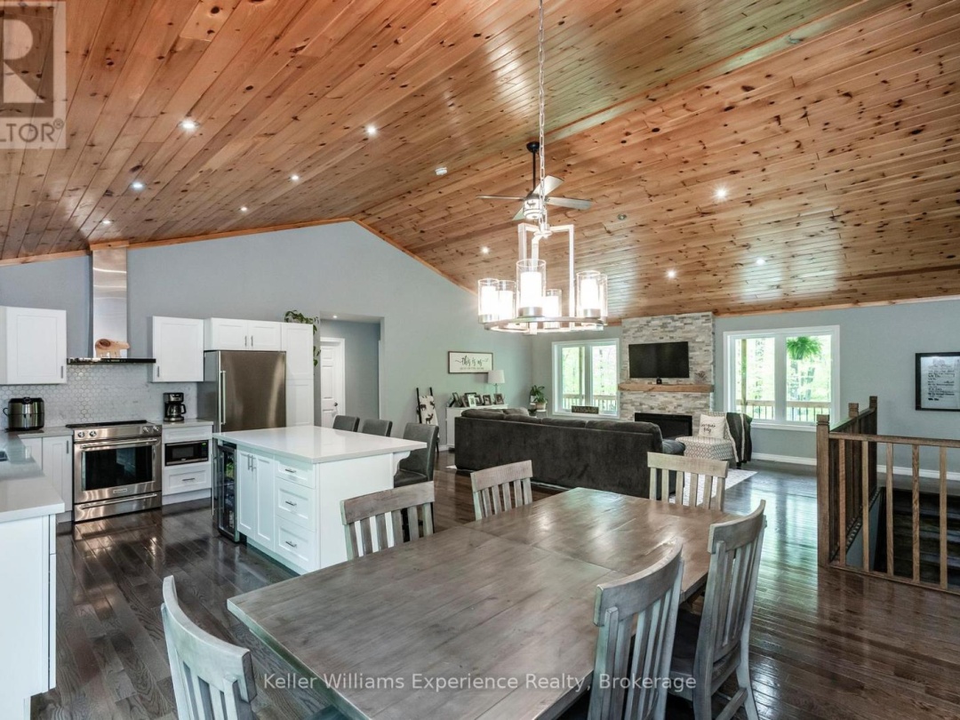 27 MEADOWS AVENUE, 