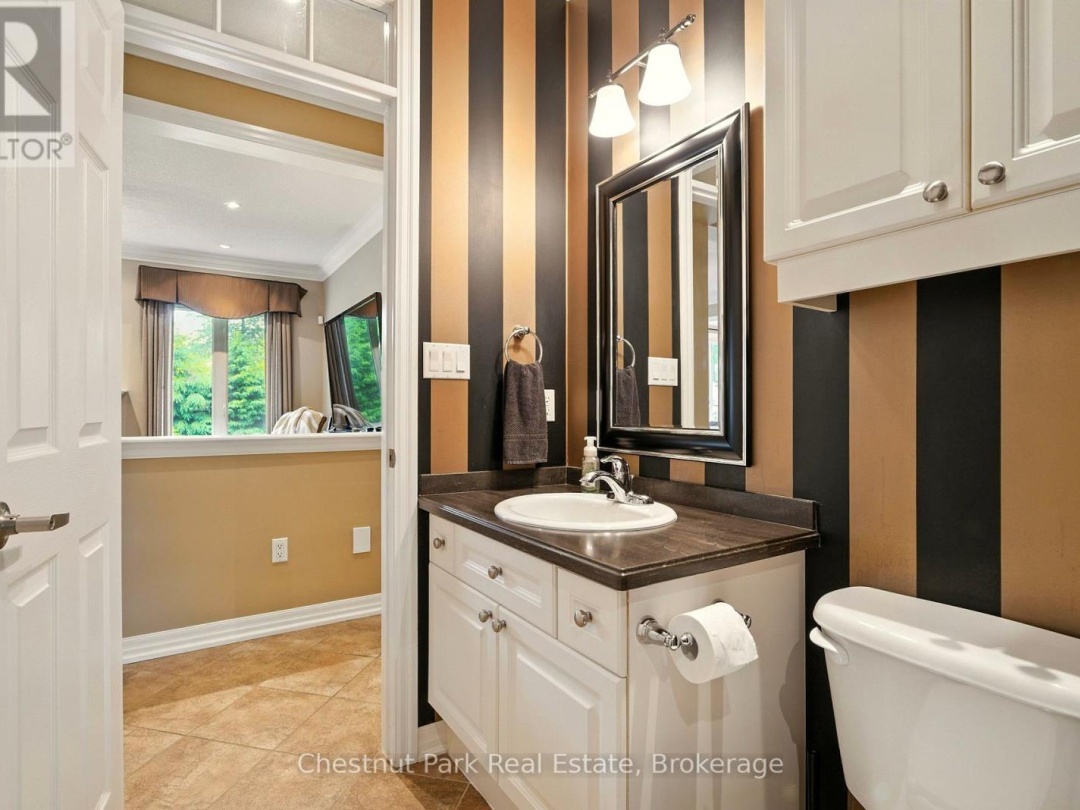 33 CLEARBROOK TRAIL, 
