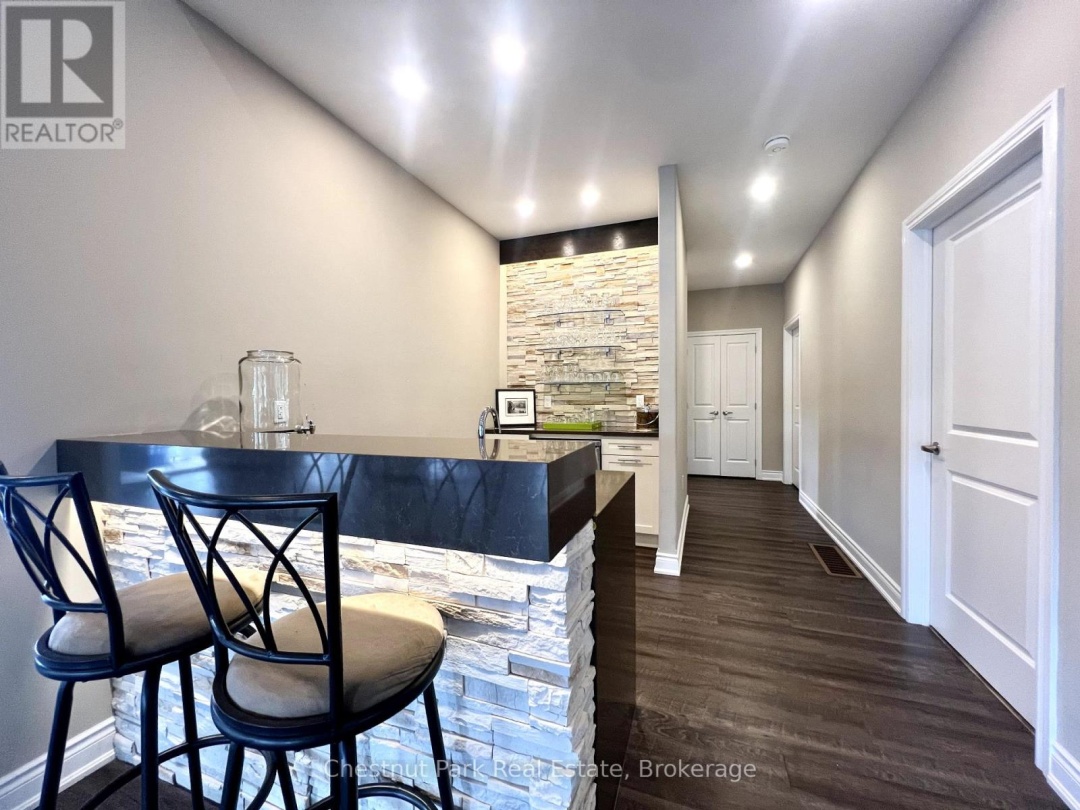 28 - 8 WILLIAM JAMES COURT, 