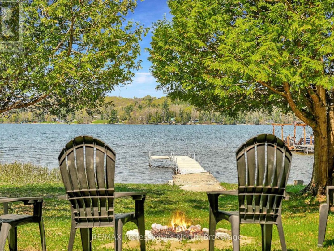1130 Fader Drive, Maple Lake