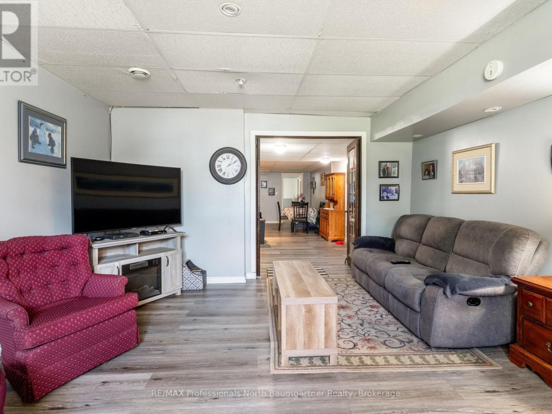1091 KOSHLONG LAKE ROAD, 