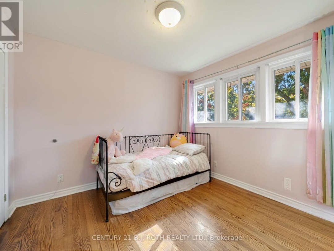46 NORTH STREET W, 