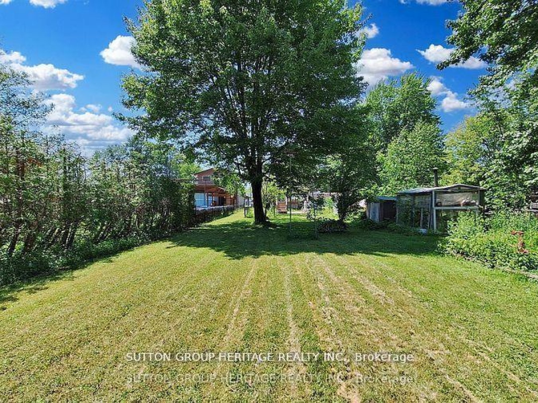 29 Lake Avenue, Lake Simcoe