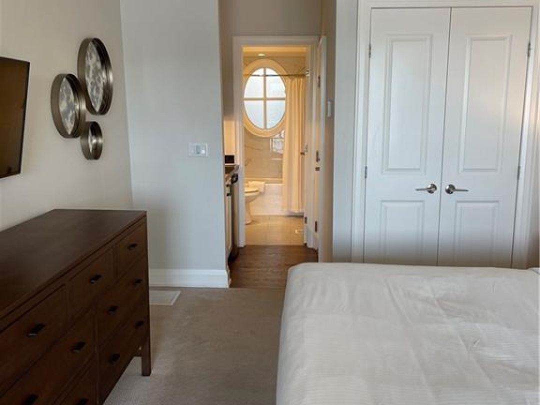 4 - 1869 MUSKOKA DISTRICT ROAD 118 WEST, 