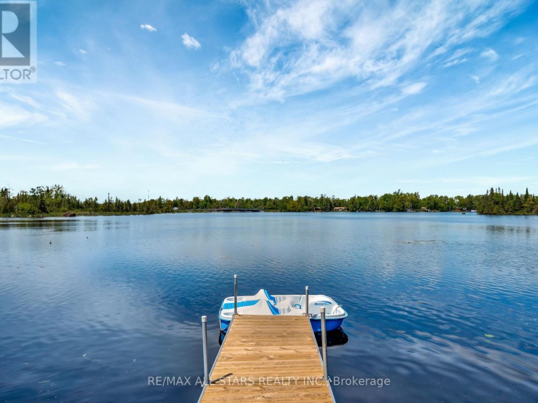 15 Berry Lane, Sturgeon Lake