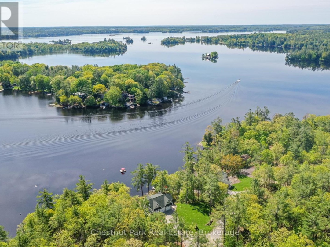 4558 Riverview Drive, Sparrow Lake