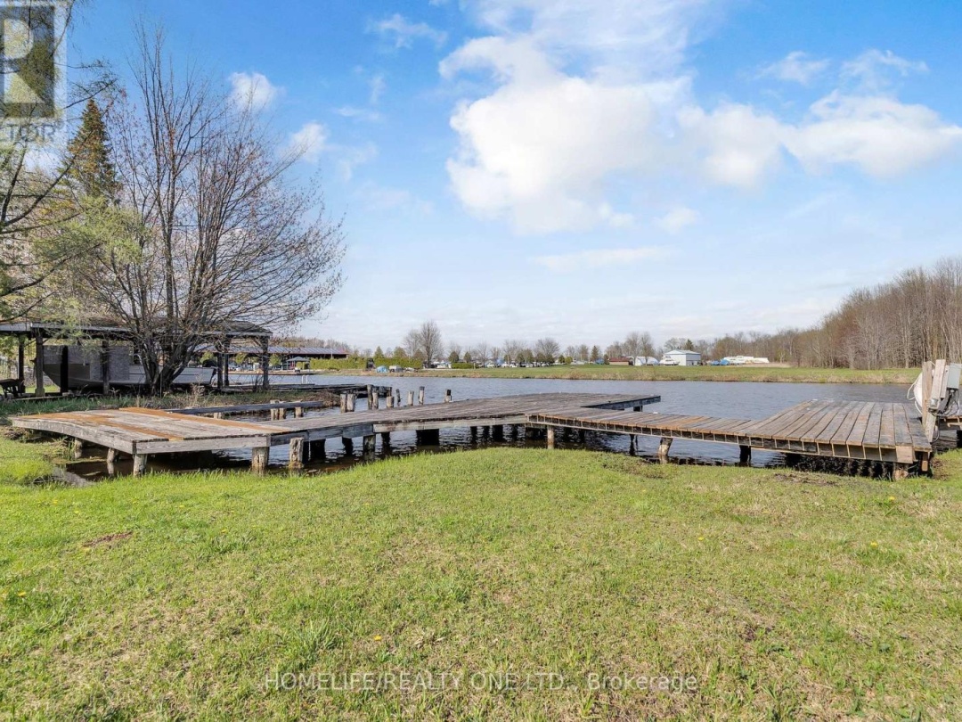 4055 Glen Cedar Drive, Lake Simcoe